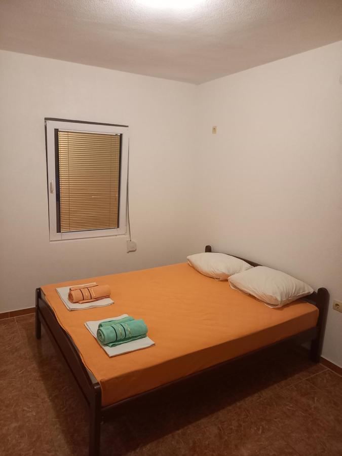 Apartmani Stojanovic Sutomore Exteriör bild