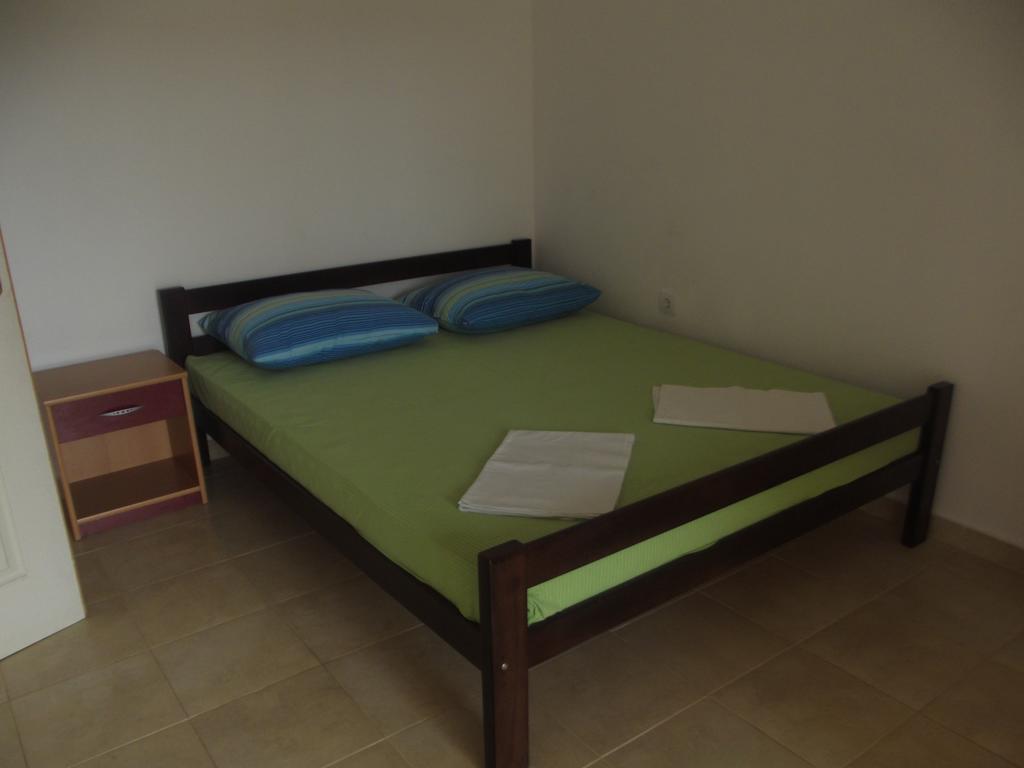 Apartmani Stojanovic Sutomore Rum bild