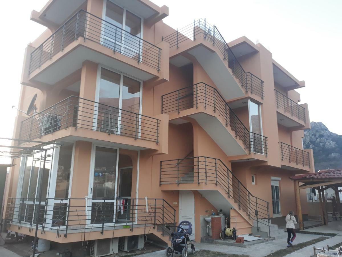 Apartmani Stojanovic Sutomore Exteriör bild